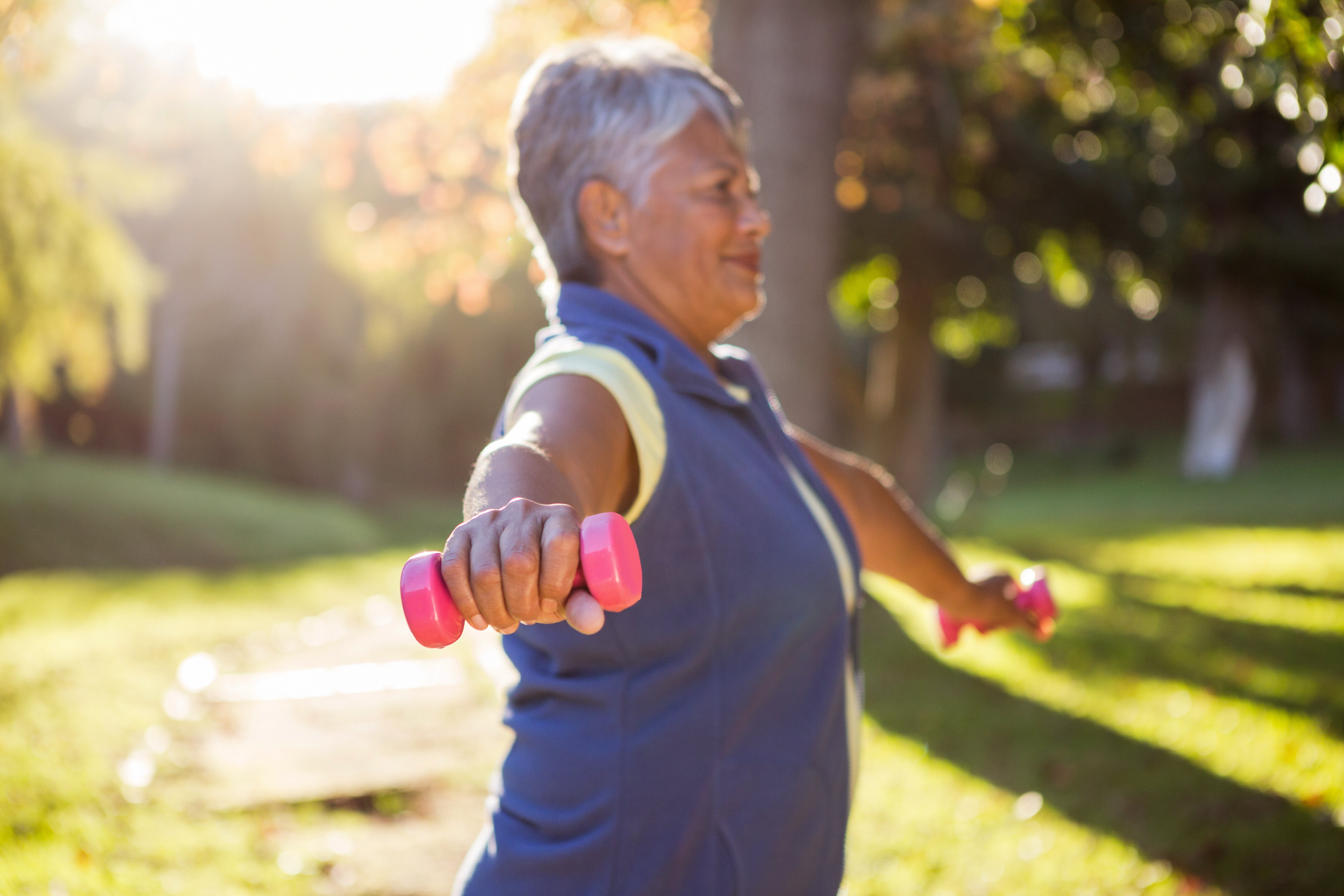 side-view-of-mature-woman-exercising-with-dumbbell-2026-01-11-10-31-26-utc.jpg__PID:ec6ad9ea-db44-4298-a4b4-042be0ea192a